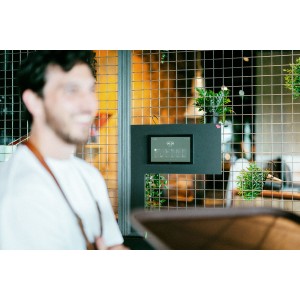 Wall Display 10″