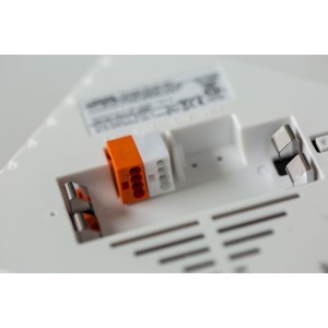 Touch Pure Classic Air signální bílá