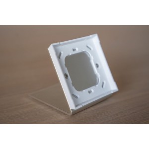 Stand Base stříbrná