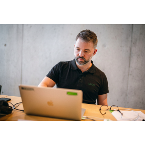 Firemní polo tričko pánské M černá