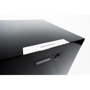 QUBE CS10 Active Subwoofer černá